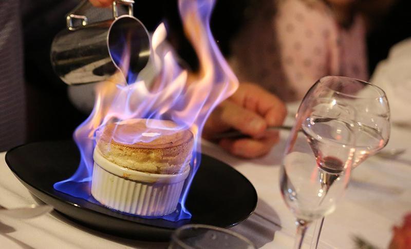 Logis Hotel Restaurant L'Essille Bassac Екстер'єр фото