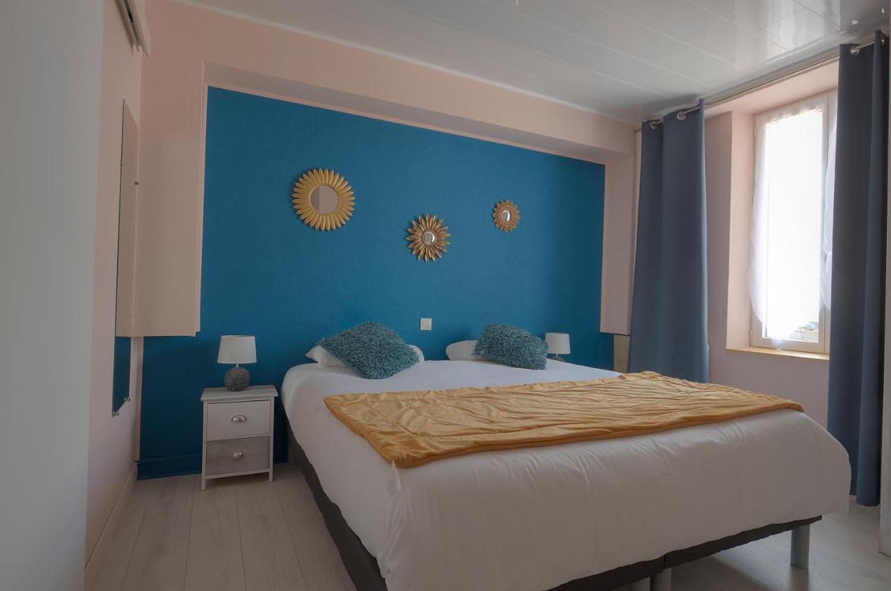 Logis Hotel Restaurant L'Essille Bassac Екстер'єр фото